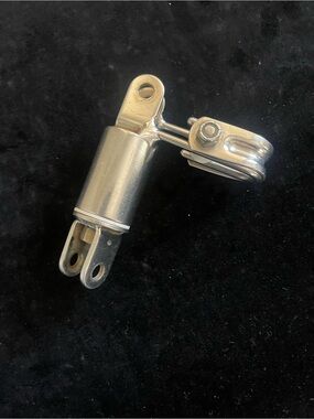 Polished Silver Stainless Sailboat Swivel Shackle